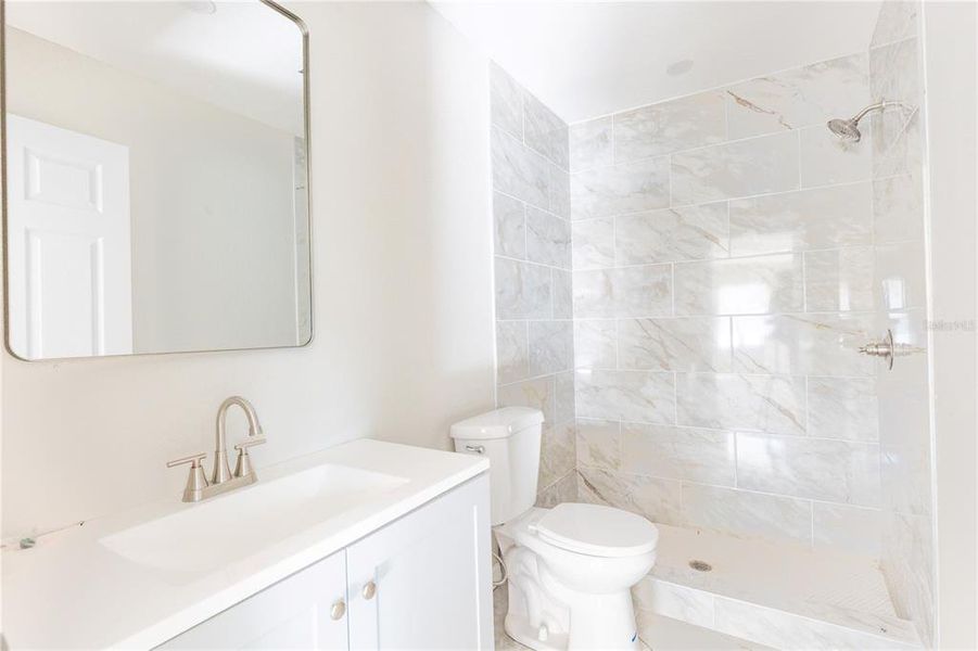 Furnished interior view inside a new home in , Winter Haven (Image 3).