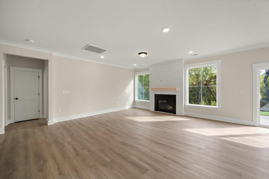 Spacious, unfurnished interior of a new home in Fiddler's Ridge, Advance (Image 27).