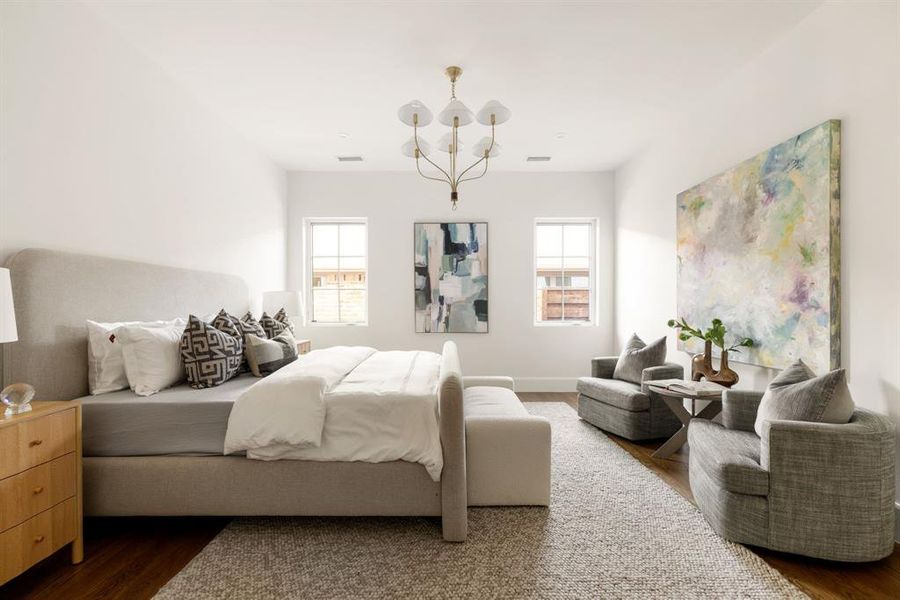 Furnished interior view inside a new home in , Dallas (Image 33). Furnished interior view inside a new home in , Dallas (Image 33).