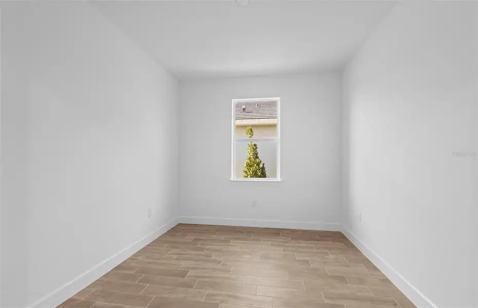 Spacious, unfurnished interior of a new home in Legacy Groves, Nokomis (Image 22).