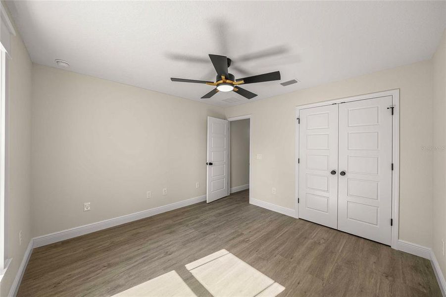 Spacious, unfurnished interior of a new home in , Ocala (Image 35).