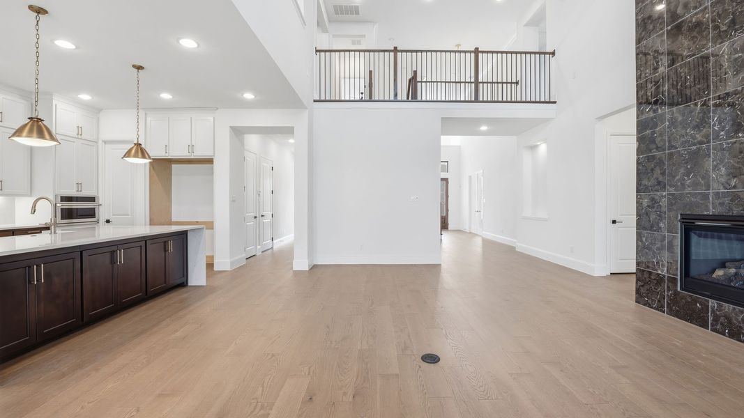 Furnished interior view inside a new home in Star Trail, Prosper (Image 18).