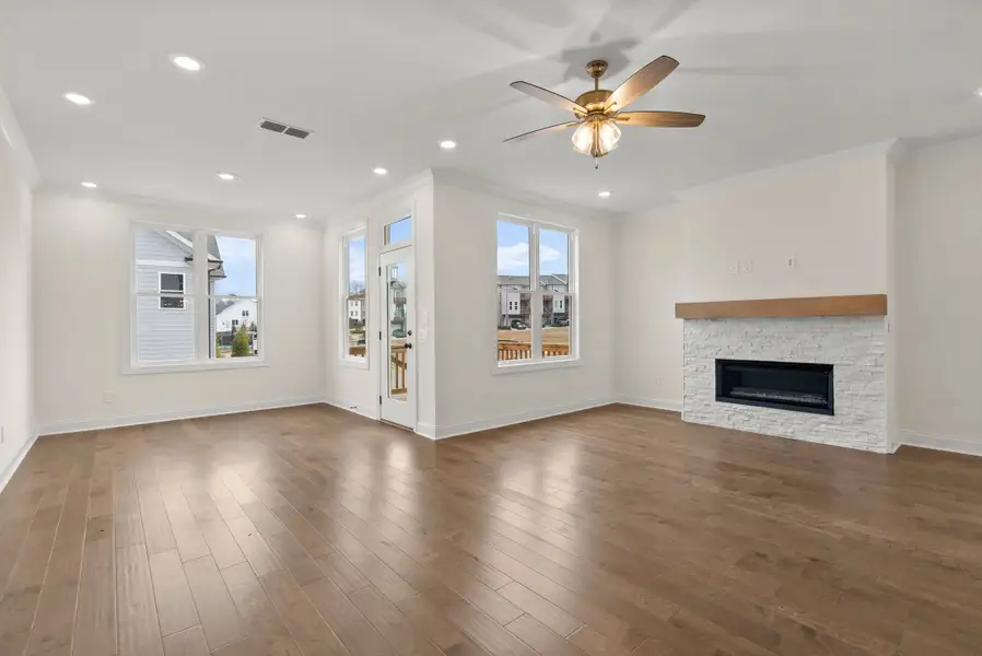 Representative unfurnished interior of a home built from the The Grayson II by The Providence Group in Townes 333, Peachtree Corners (Image 21).