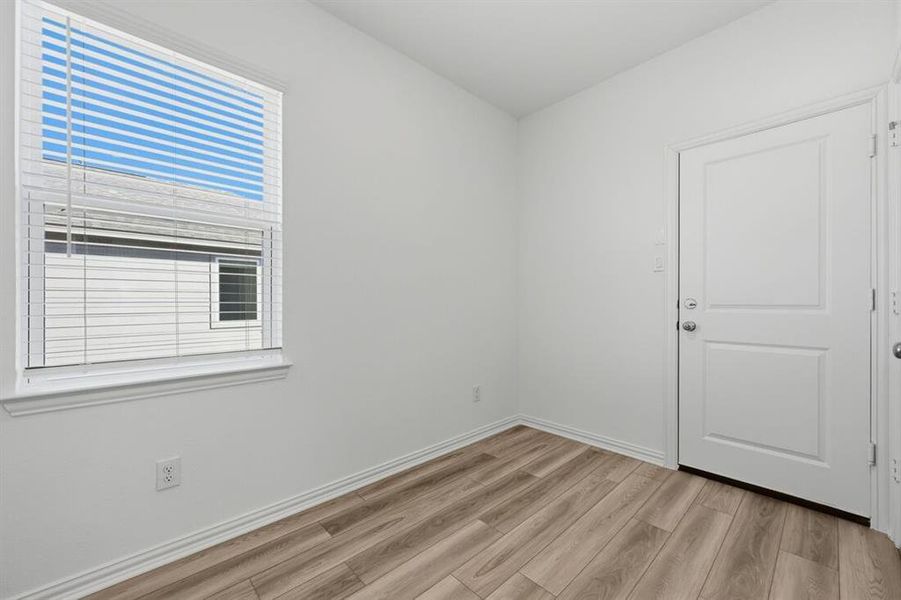 2783 Kyle Drive ~ Ready Now!