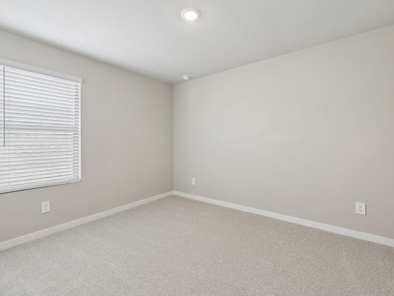 Spacious, unfurnished interior of a new home in Cibolo Hills West - Spring Series, Fort Worth (Image 24).