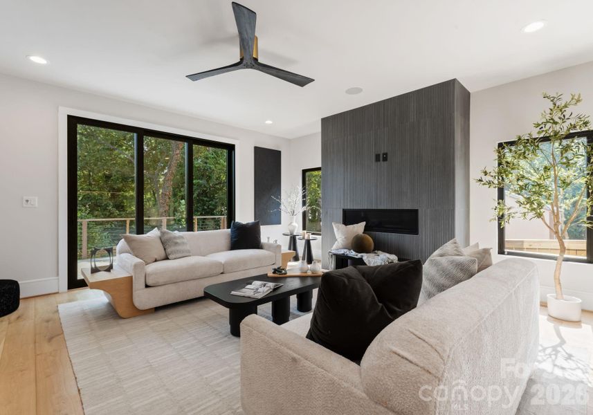 Photo is a representation of similar property Photo is a representation of similar property