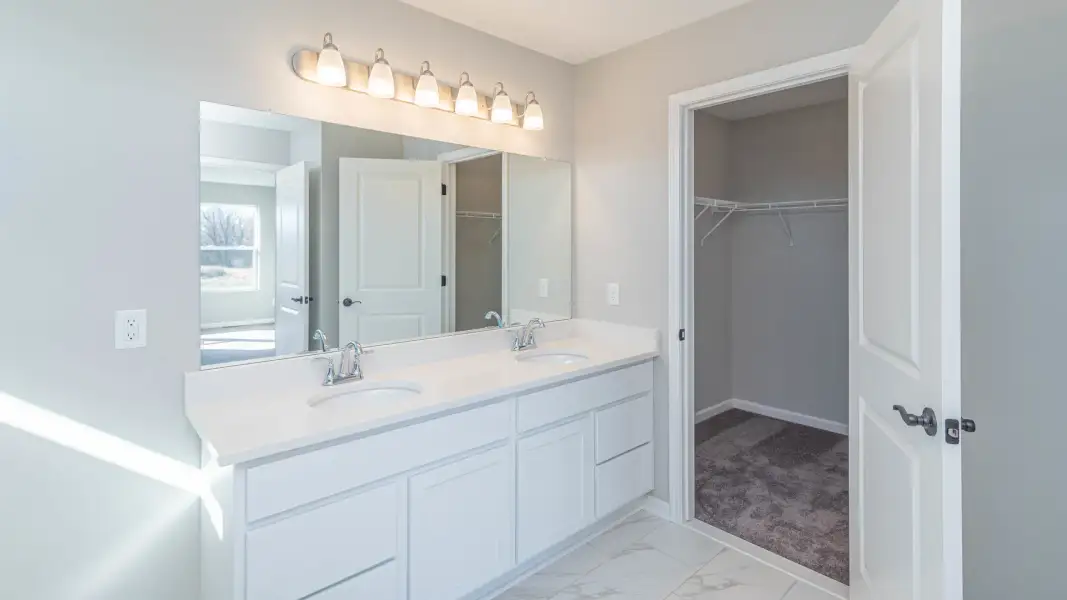 Representative furnished interior of a home built from the The Winslow by Norfolk Homes in Offsite Builds Southern Michigan, Ann Arbor (Image 48).