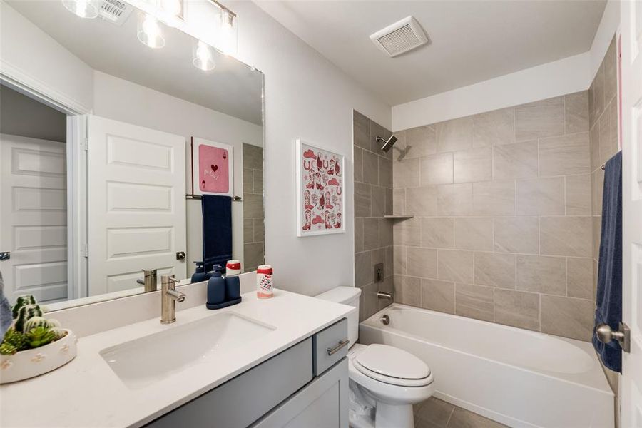 Furnished interior view inside a new home in Mercer Meadows, Royse City (Image 18).