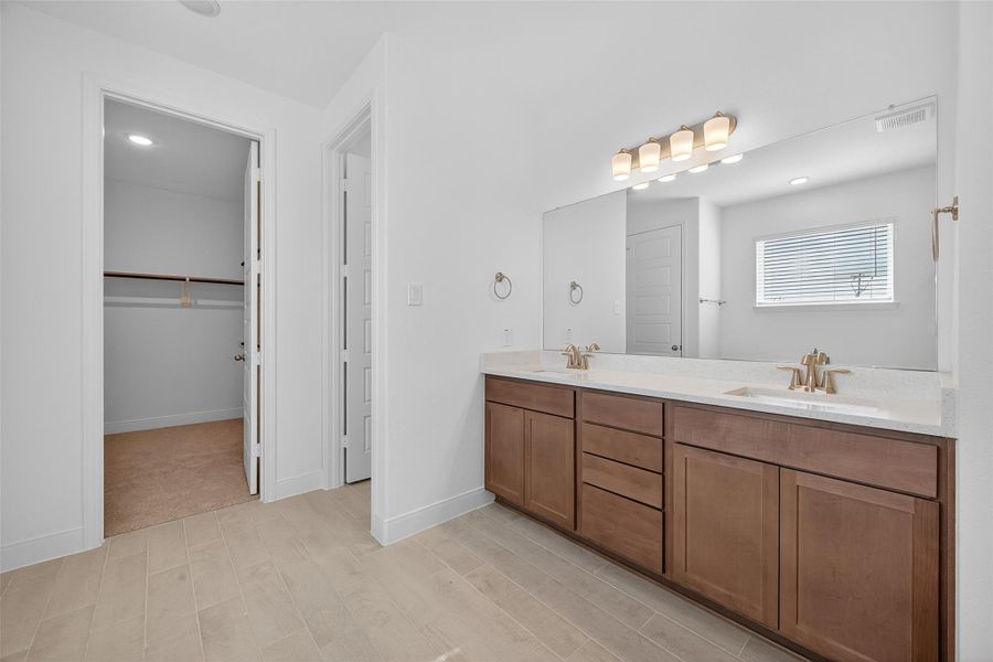 Furnished interior view inside a new home in Lago Mar, La Marque (Image 4).
