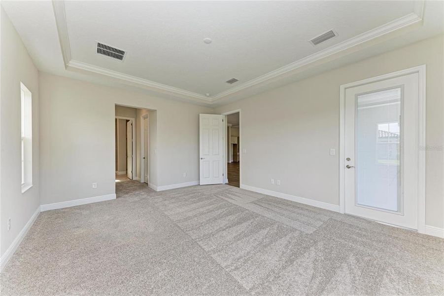 Spacious, unfurnished interior of a new home in Hawkstone, Lithia (Image 28).