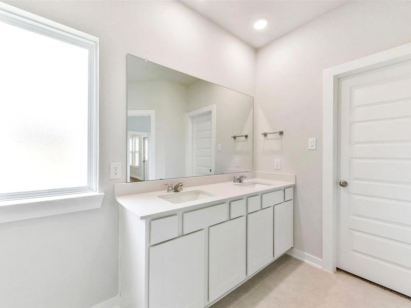 Furnished interior view inside a new home in River Ranch Meadows, Dayton (Image 13). Furnished interior view inside a new home in River Ranch Meadows, Dayton (Image 13).