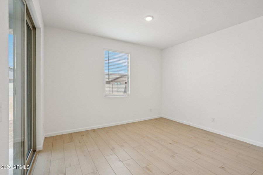 19-web-or-mls-W Brown St-S0104-019