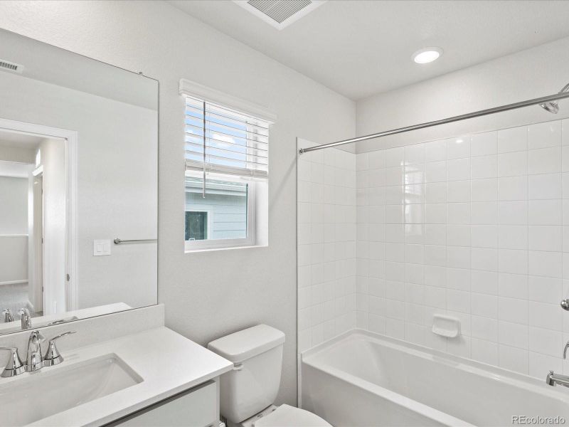 Furnished interior view inside a new home in Lake Bluff, Greeley (Image 16). Furnished interior view inside a new home in Lake Bluff, Greeley (Image 16).