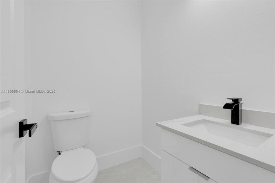 Furnished interior view inside a new home in , Lehigh Acres (Image 8).