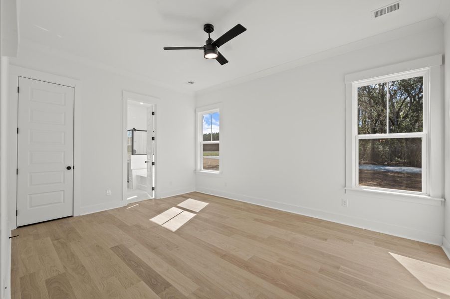 Spacious, unfurnished interior of a new home in Dorchester County Homes, Summerville (Image 18). Spacious, unfurnished interior of a new home in Dorchester County Homes, Summerville (Image 18).