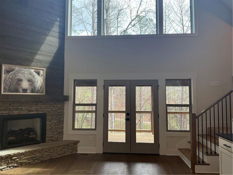 Spacious, unfurnished interior of a new home in , Ellijay (Image 19).