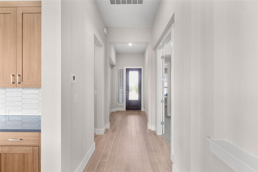 **PHOTO REPRESENTATIVE OF FLOORPLAN ONLY**