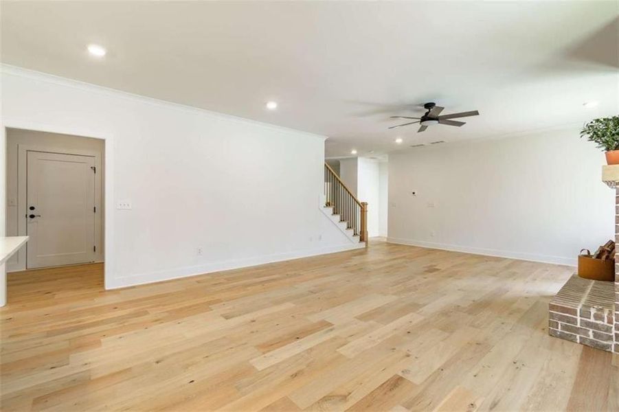 Spacious, unfurnished interior of a new home in , Gainesville (Image 33).