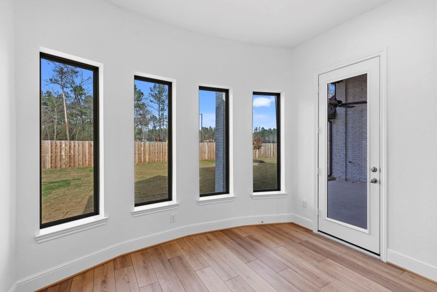 Spacious, unfurnished interior of a new home in Colton, Todd Mission (Image 18).