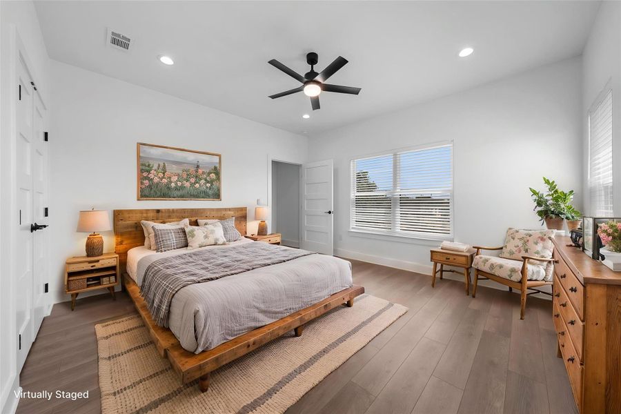 Furnished interior view inside a new home in , Granite Shoals (Image 13).