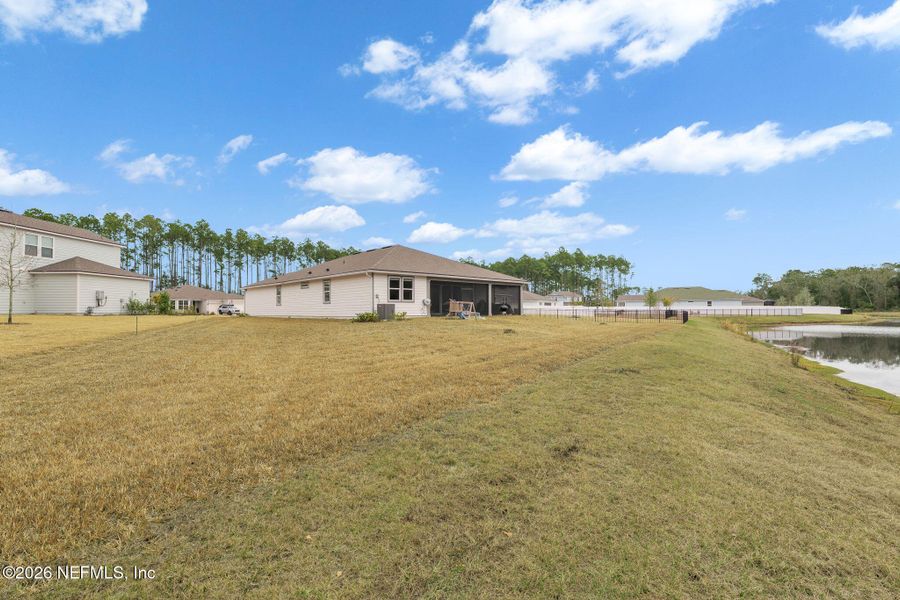 Exterior details and patio area of a home in , Jacksonville (Image 26).