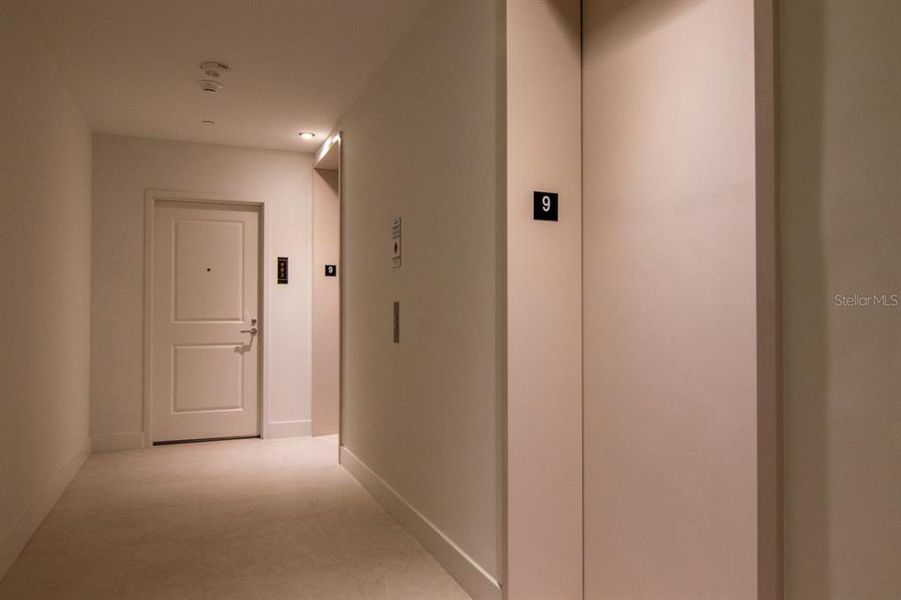 Spacious, unfurnished interior of a new home in , Tampa (Image 60).