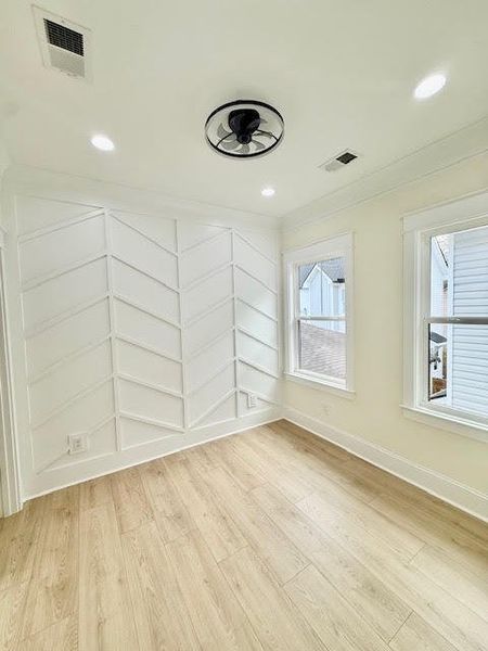 Spacious, unfurnished interior of a new home in , North Charleston (Image 22).