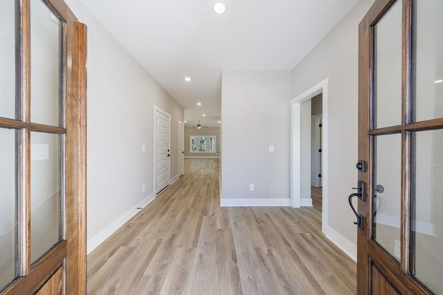 Spacious, unfurnished interior of a new home in , Carrollton (Image 27).