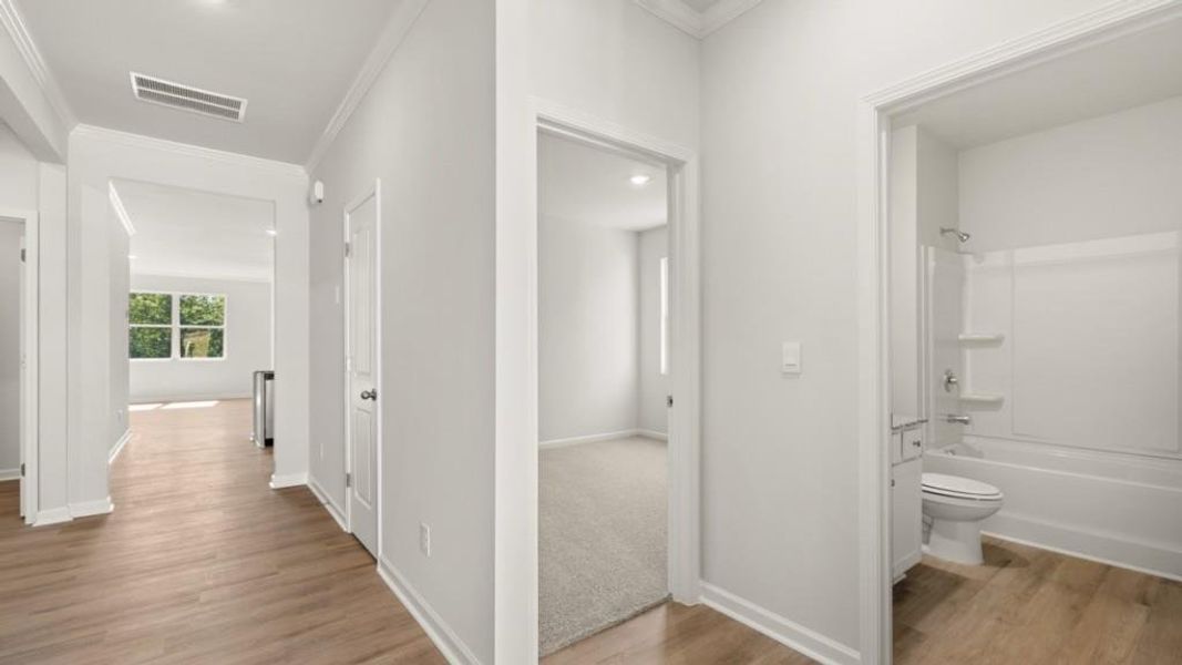 Spacious, unfurnished interior of a new home in Sheffield Highlands, Dallas (Image 14). Spacious, unfurnished interior of a new home in Sheffield Highlands, Dallas (Image 14).