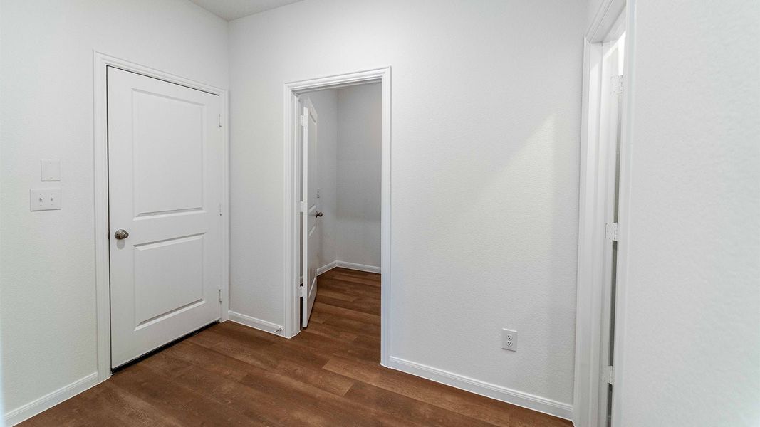 Spacious, unfurnished interior of a new home in The Canopies, Splendora (Image 22).