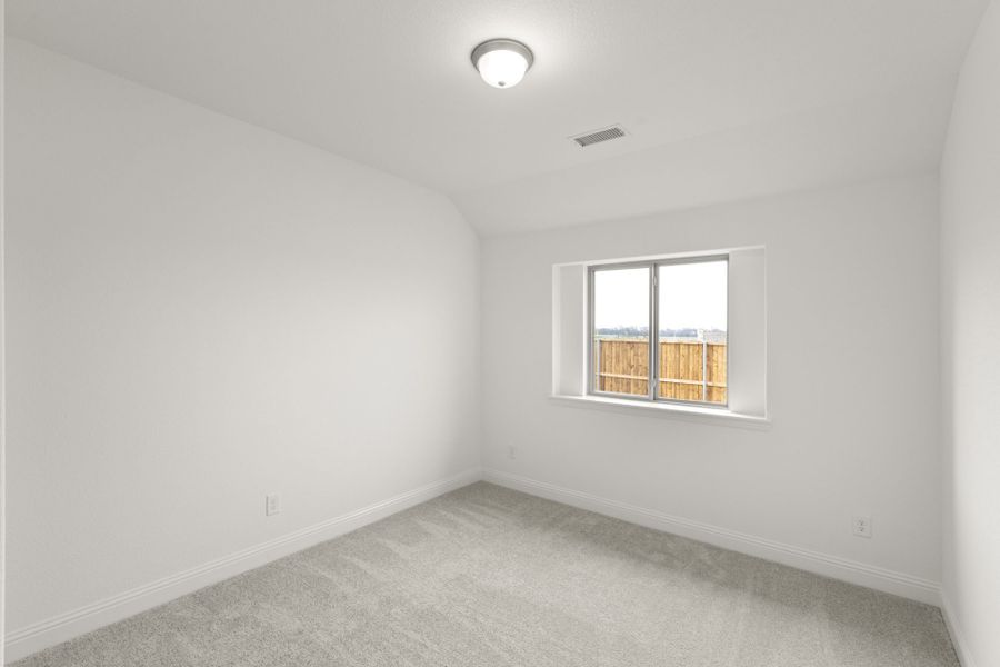 Spacious, unfurnished interior of a new home in Clearview Ranch, Royse City (Image 20).