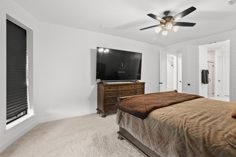 Generously sized primary bedroom