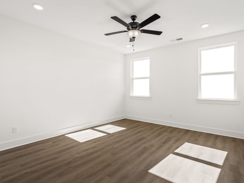 Spacious, unfurnished interior of a new home in Woods Crossing, Gallatin (Image 57).