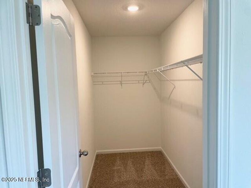 Spacious, unfurnished interior of a new home in The Arbors, Jacksonville (Image 26). Spacious, unfurnished interior of a new home in The Arbors, Jacksonville (Image 26).