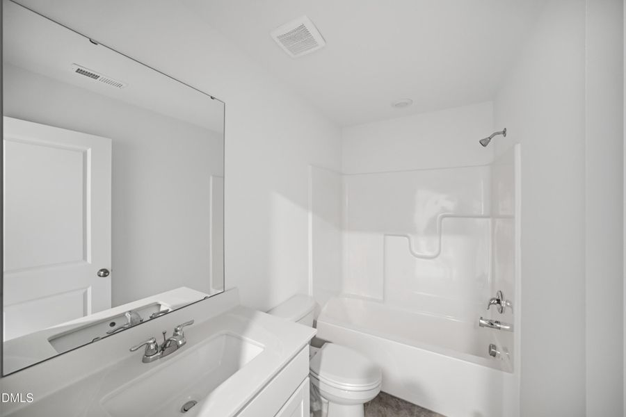 5_SUN_Stoneriver_Pic_Colton_Bath3_1of1