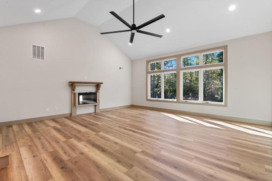Spacious, unfurnished interior of a new home in , Peachtree Corners (Image 22). Spacious, unfurnished interior of a new home in , Peachtree Corners (Image 22).