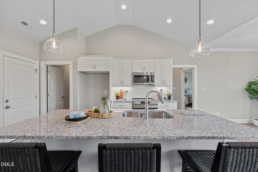 22-web-or-mls-ROB01524