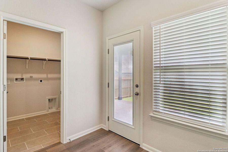 Spacious, unfurnished interior of a new home in Kallison Ranch, San Antonio (Image 27).