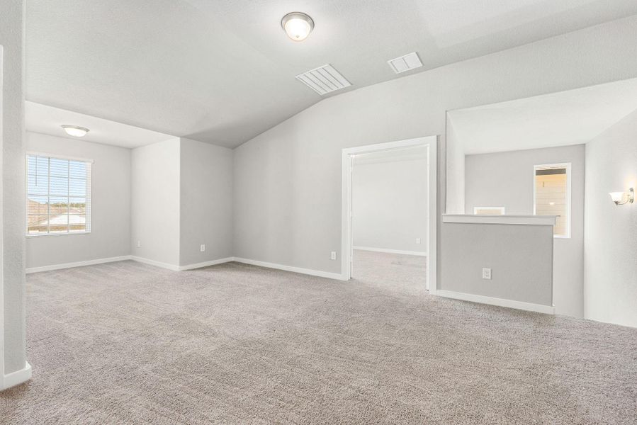 Spacious, unfurnished interior of a new home in Sundance Cove - Premier Series, Crosby (Image 40).