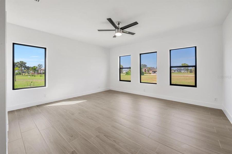Spacious, unfurnished interior of a new home in , Punta Gorda (Image 22).