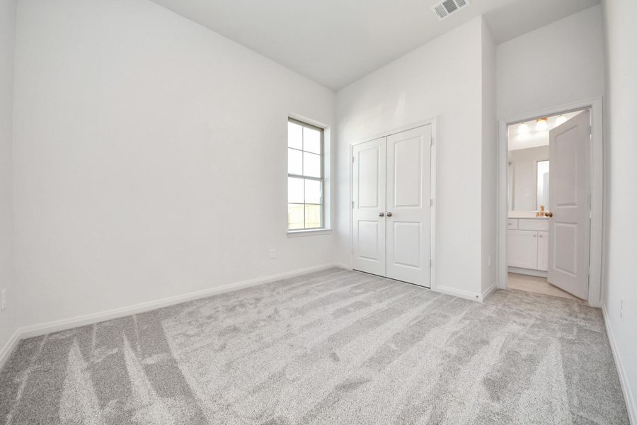 Photos are representative and may not reflect the exact unit.