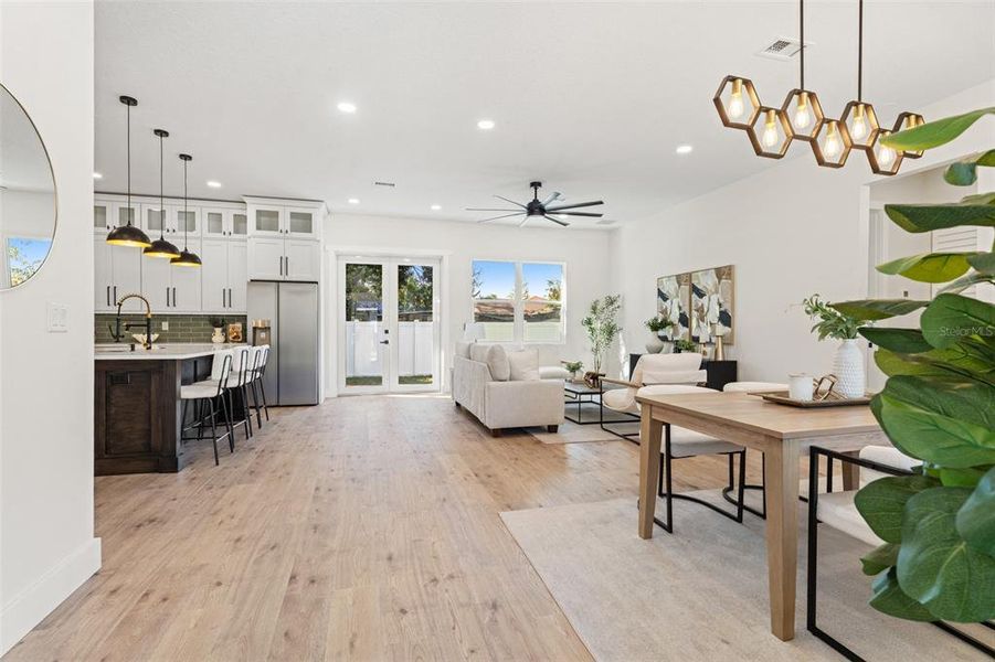 Furnished interior view inside a new home in , Tampa (Image 36). Furnished interior view inside a new home in , Tampa (Image 36).