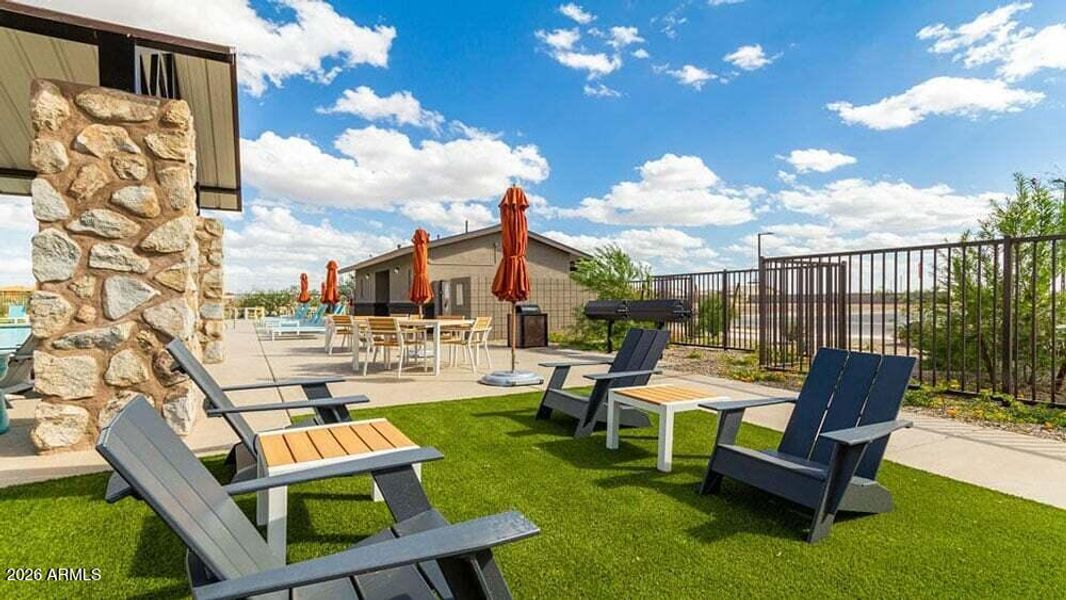 Rancho Mercado Community