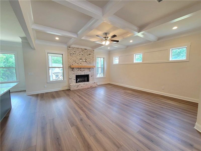 Spacious, unfurnished interior of a new home in , Jefferson (Image 31).