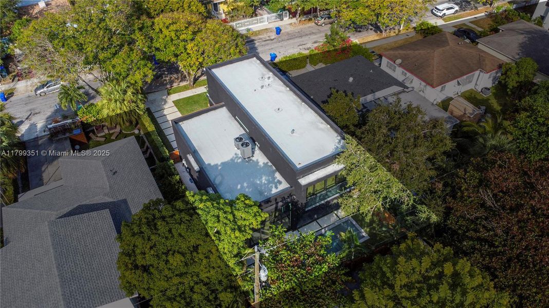 Image 31 of a home in . Image 31 of a home in .