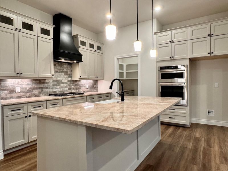 Furnished interior view inside a new home in Lexington Heights, Willis (Image 9).
