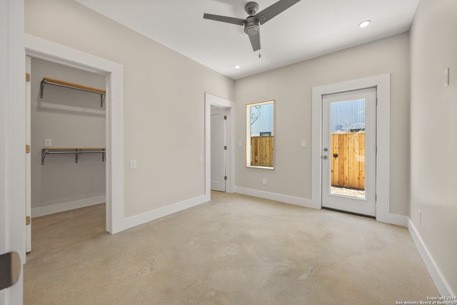 Spacious, unfurnished interior of a new home in , San Antonio (Image 7). Spacious, unfurnished interior of a new home in , San Antonio (Image 7).