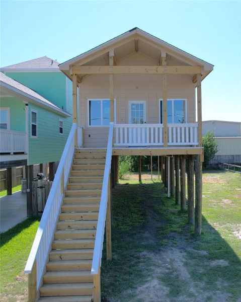 Exterior details and patio area of a home in , San Leon (Image 3).