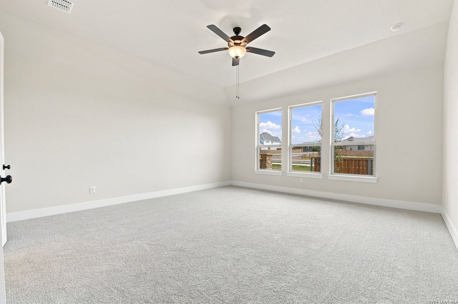 Spacious, unfurnished interior of a new home in Legacy at Lake Dunlap, New Braunfels (Image 32). Spacious, unfurnished interior of a new home in Legacy at Lake Dunlap, New Braunfels (Image 32).