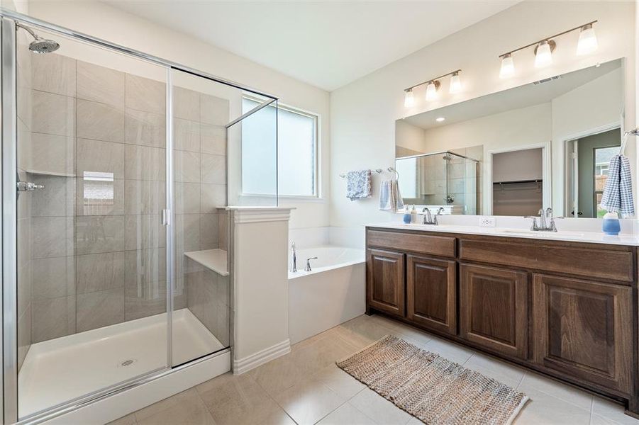 Furnished interior view inside a new home in Liberty Pointe, Gainesville (Image 10). Furnished interior view inside a new home in Liberty Pointe, Gainesville (Image 10).